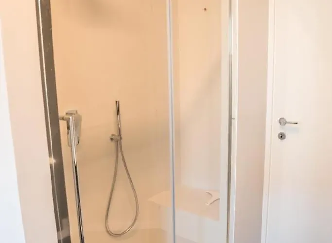 Apartament Brand New Design - 2 2 Bath 2 Carpark Como