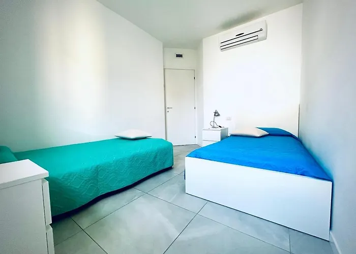 Brand New Design - 2 2 Bath 2 Carpark * Como